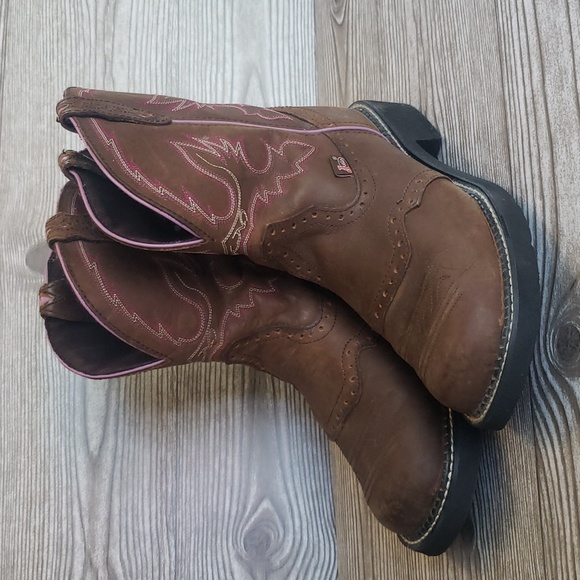 Justine Gypsy 10 cowgirl brown short midcaf western boots. This would fit a 9.5 - Picture 4 of 8